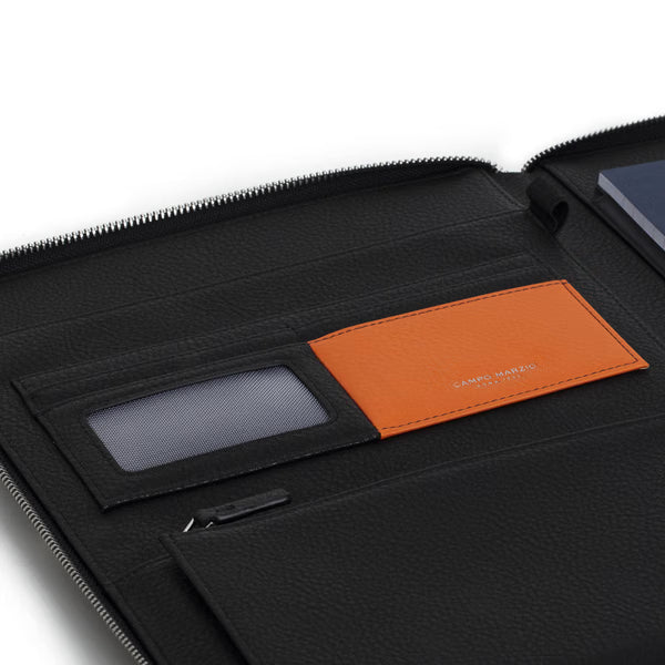 CM - A4 Isaac Portfolio w Zip - Black